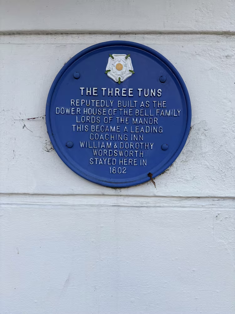 The Three Tuns blue plaque